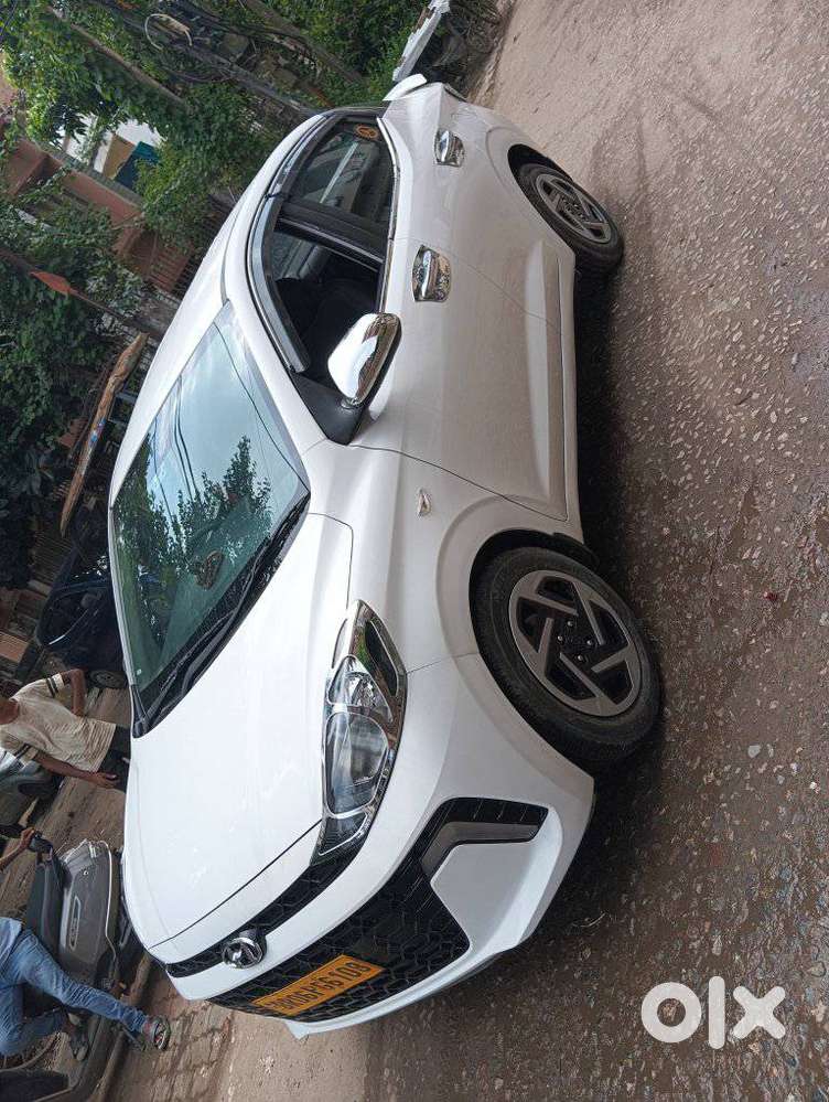 Hyundai Aura 1.2 Sx Cng, 2025, Cng & Hybrids