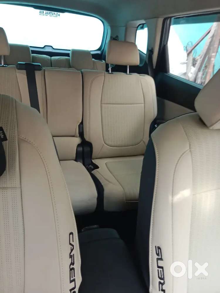 Kia Carens 2024 Petrol Well Maintained