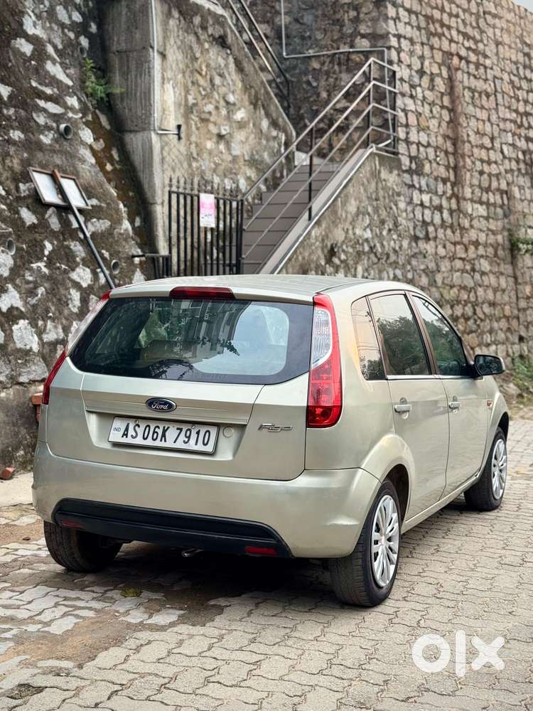 Ford Figo Ambiente, 2012, Petrol