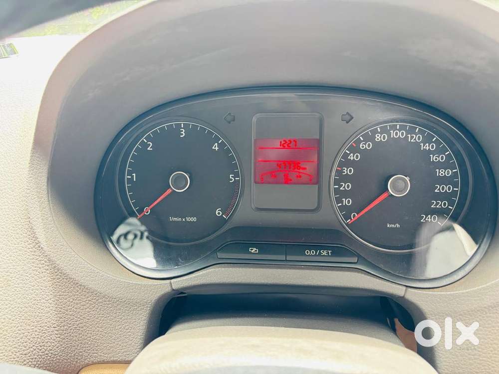 Volkswagen Vento 1.6 Highline Plus 16 Alloy, 2014, Diesel