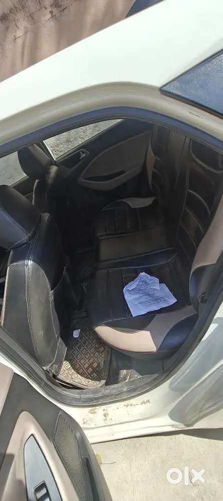 Hyundai Elite I20 2015 Petrol 80000 Km Driven