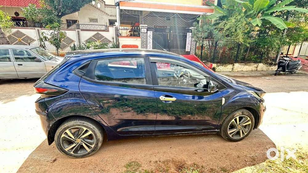 Tata Altroz 1.2 Xza Petrol Dct, 2022, Petrol