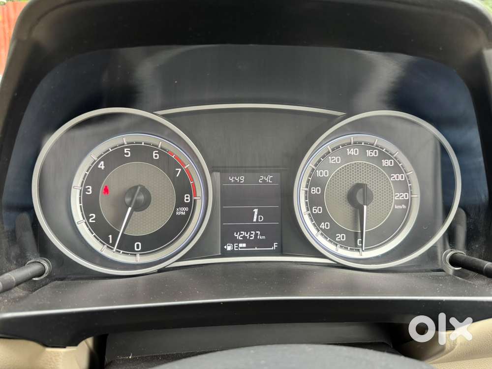 Maruti Suzuki Swift Dzire Vxi(o) Amt, 2022, Petrol