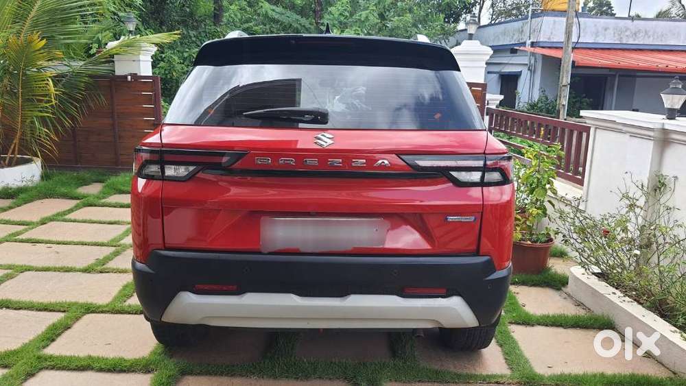 Maruti Suzuki Brezza 1.5 Zxi Smart Hybrid Dual Tone, 2023, Petrol