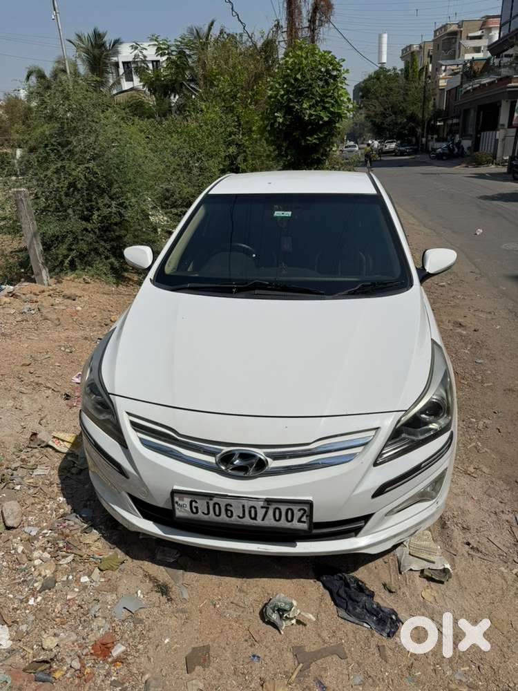 Hyundai Fluidic Verna 2016