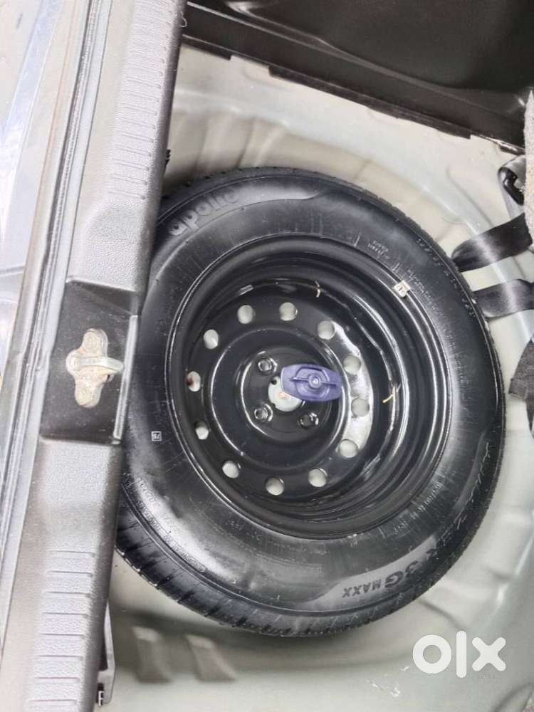 Maruti Suzuki Swift Vxi + Manual, 2021, Petrol