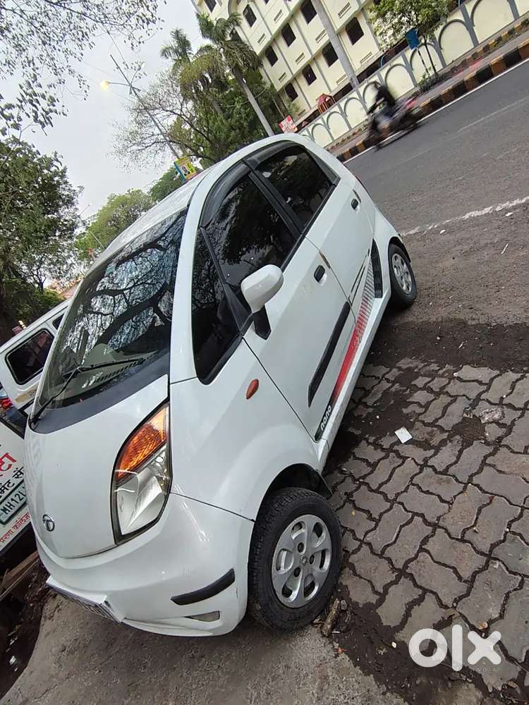 Model 2013
1st Owner
Pepar Clear 
Petrol