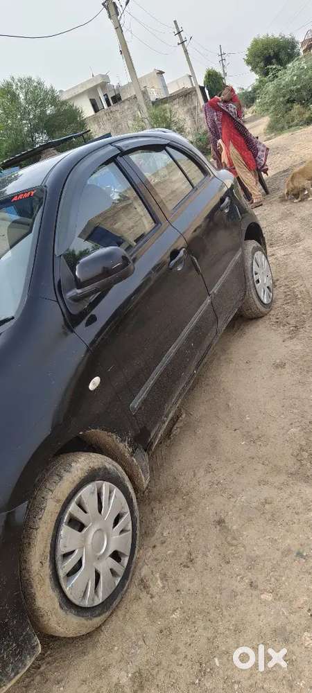 Nissan Micra 2015
