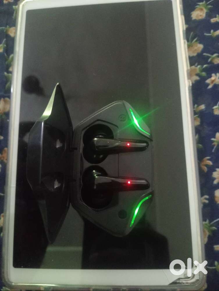 This is Tws earbuds good condition and madebin china brand