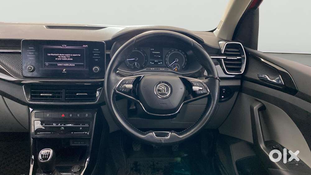 Skoda Kushaq 1.0 Tsi Style, 2022, Petrol