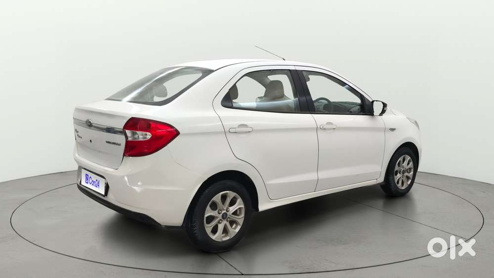 Ford Figo Aspire Titanium, 2016, Petrol