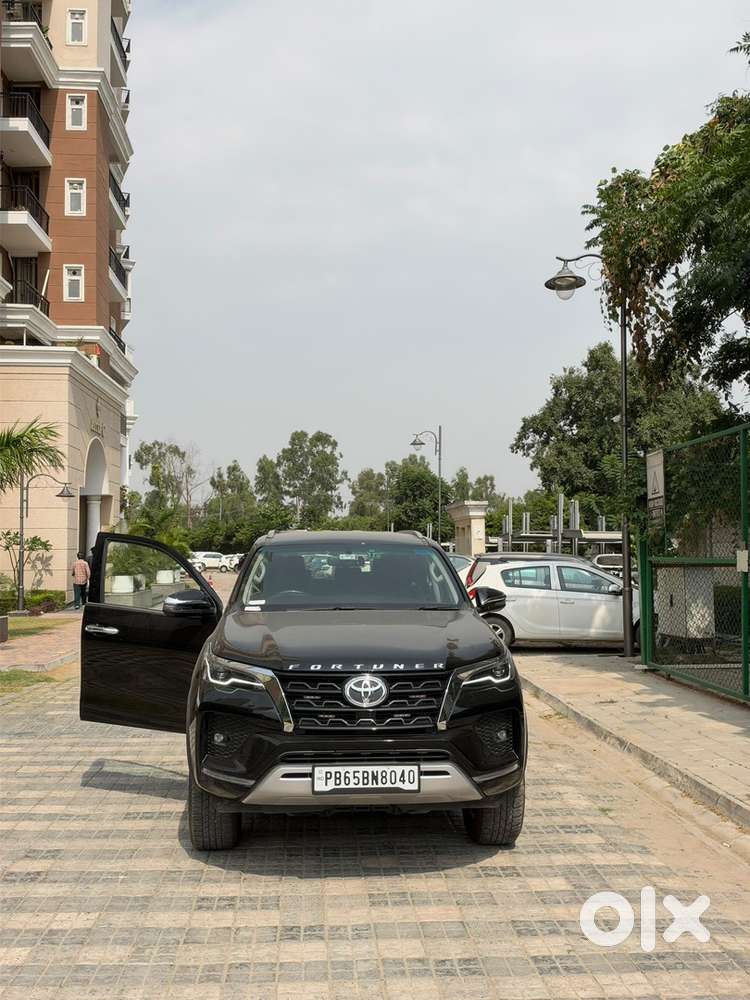 Toyota Fortuner Petrol Automatic 2026