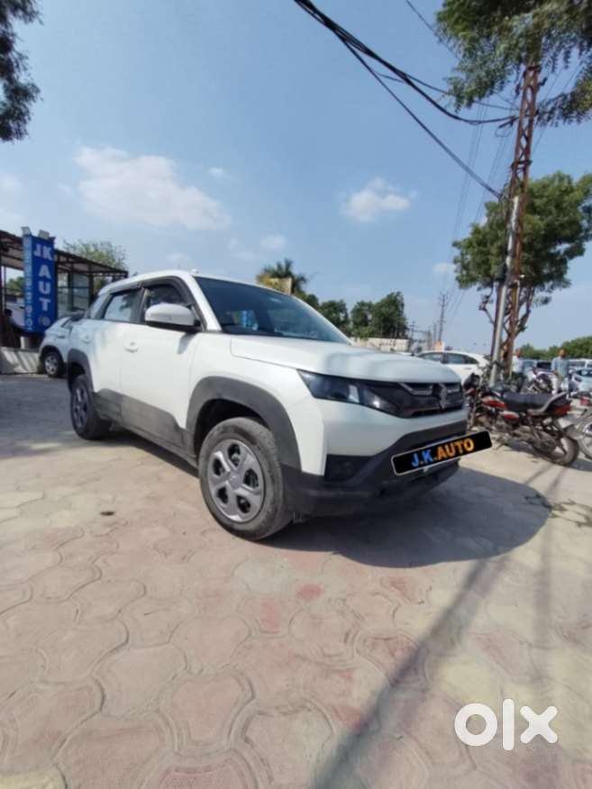 Maruti Suzuki Brezza 1.5 Lxi Cng, 2023, Petrol