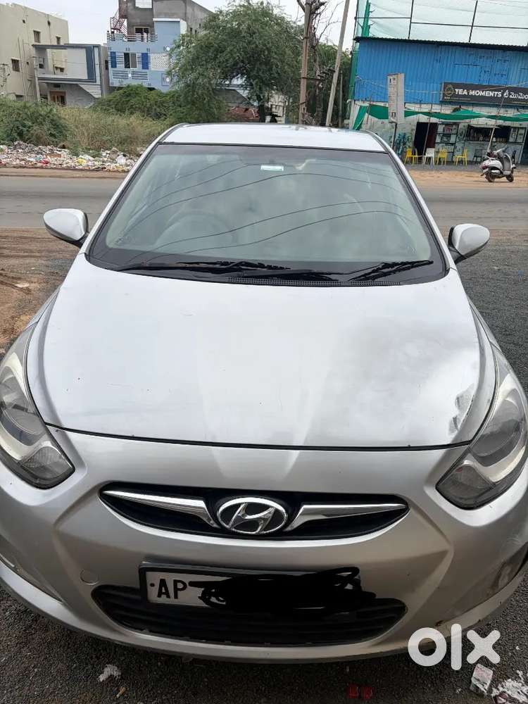 Hyundai Verna Fluidic Sx 1.6 Crdi Diesel (2013) – ₹2.80 Lakhs
