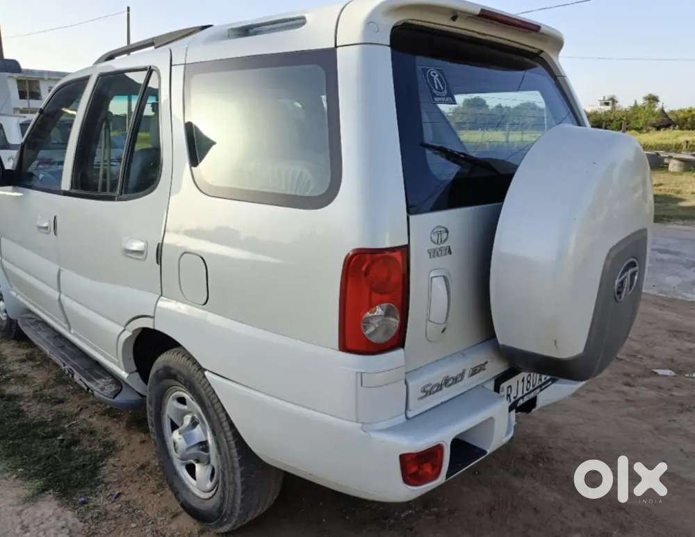 Tata Safari Dicor 2012