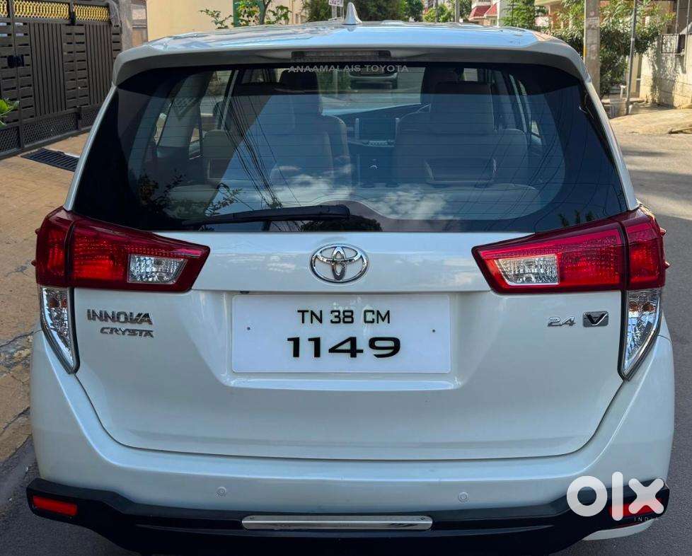 Toyota Innova Crysta 2.4 V 7 Str, 2018, Diesel
