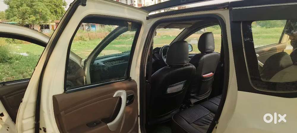 Renault Duster 2017 Diesel 121000 Km Driven