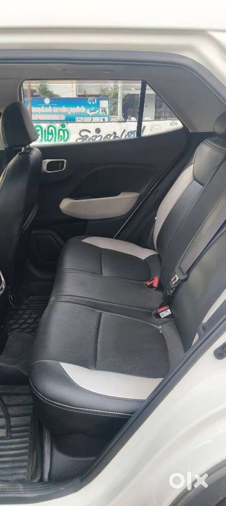 Hyundai Venue Sx (o) Mt 1.5 Diesel, 2024, Diesel