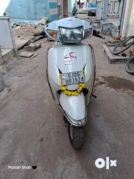 Old activa store price olx