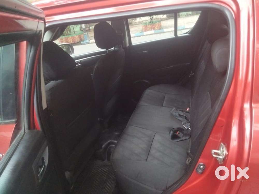 Maruti Suzuki Swift Vdi (o), 2013, Petrol