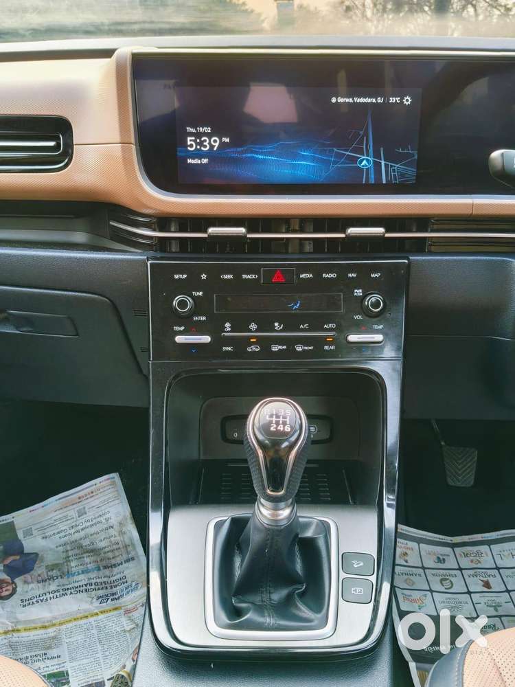 Hyundai Alcazar Platinum 7 Str 1.5 Diesel Adventure, 2024, Diesel