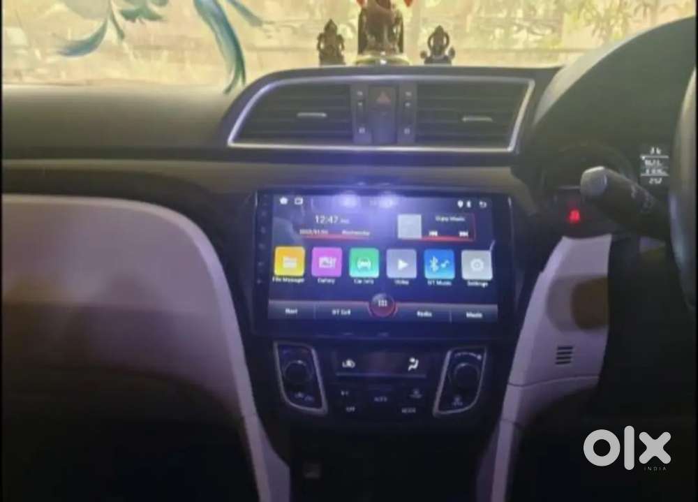 Ciaz Vxi+ Mint Condition Upgraded Vehicle - Urgent Sale