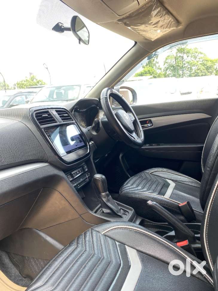 Maruti Suzuki Vitara Brezza 1.5 Zxi At, 2022, Petrol