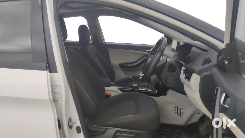 Tata Nexon 1.2 Revotron Xza Plus, 2022, Petrol