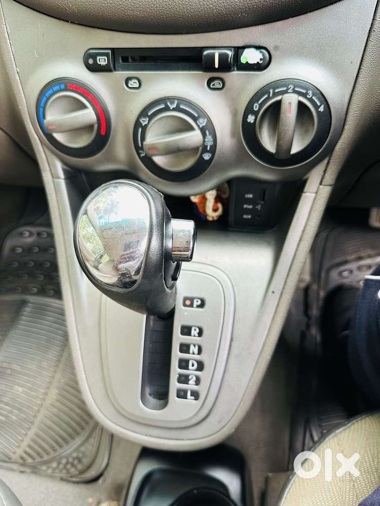 Hyundai I10 Sportz At, 2011, Petrol