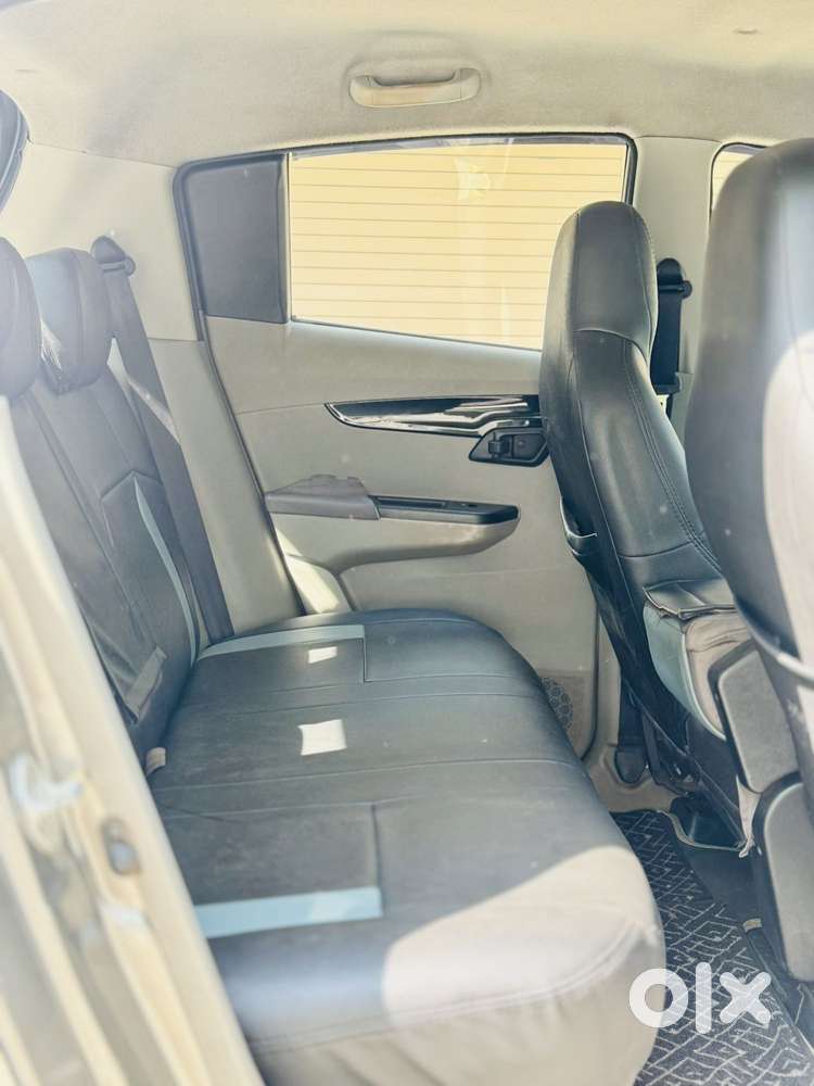 Mahindra Kuv 100 2016-2017 Mfalcon D75 K8 Aw, 2016, Petrol