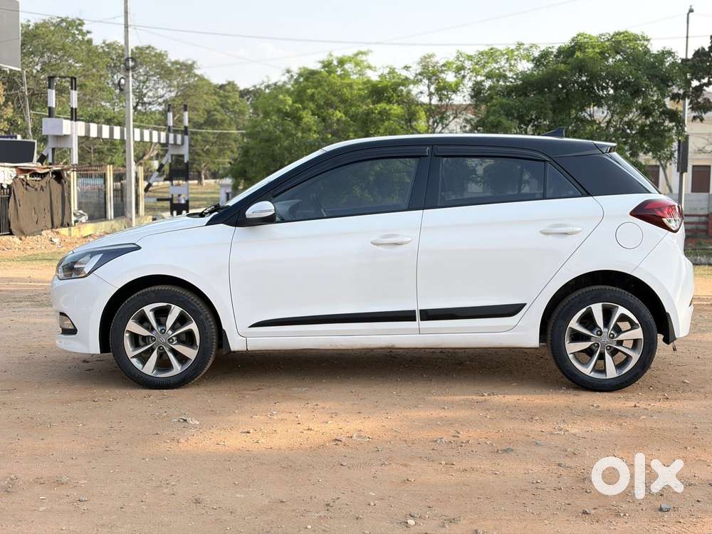 Hyundai I20 Petrol Asta, 2017, Petrol