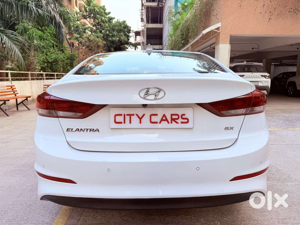 Hyundai New Elantra [2016-2019] 1.6 Crdi Sx (o) Mt, 2018, Diesel