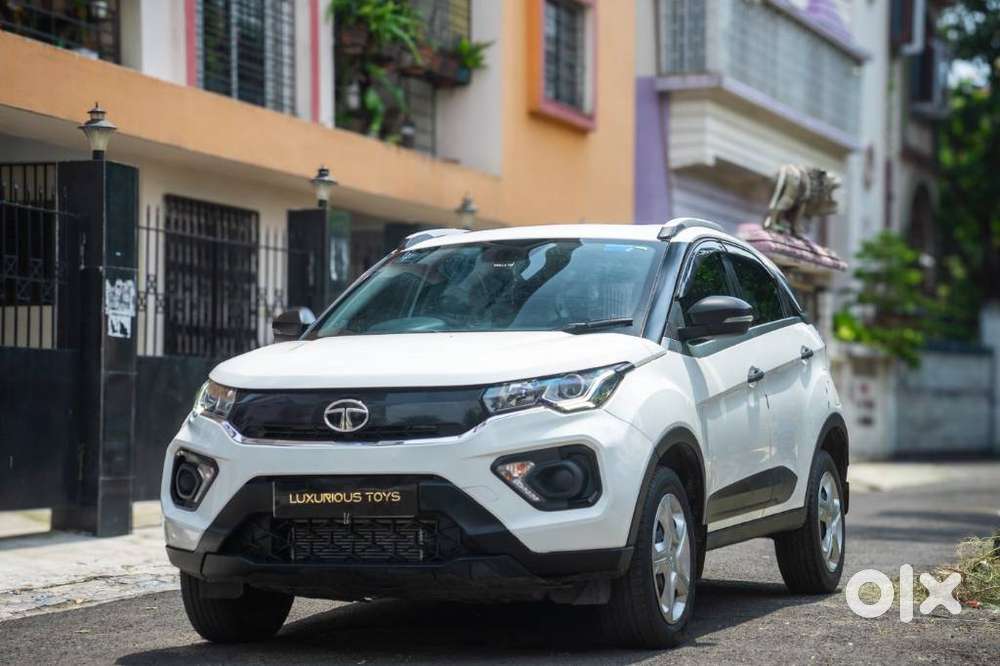 Tata Nexon 1.2 Revotron Xm Plus (s), 2021, Petrol