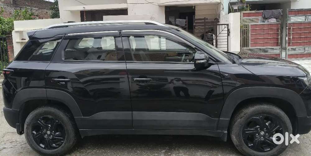 Maruti Suzuki Brezza Zxi 2024 Automatic Black Colour