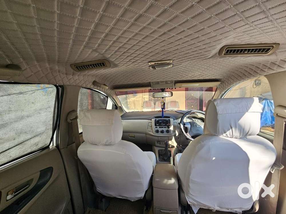 Toyota Innova 2012 Diesel Well Maintained