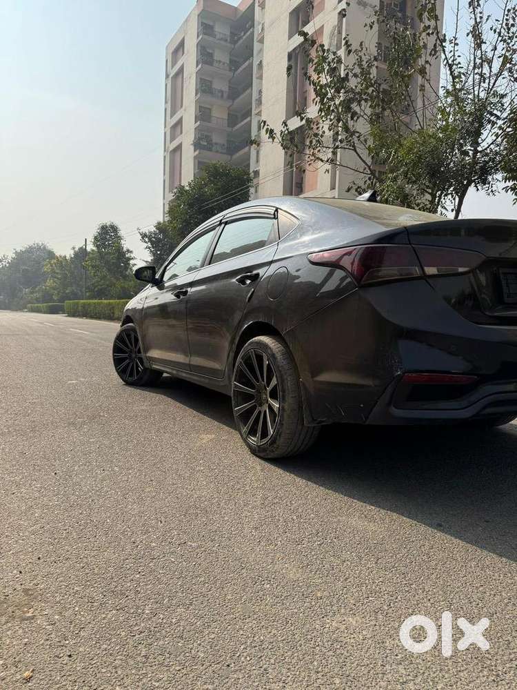 Hyundai Verna 2019 Desiel Good Condition (black)
