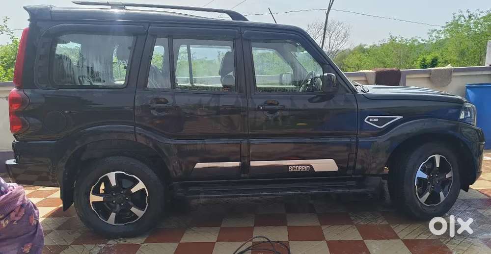 Mahindra Scorpio Classic 2023