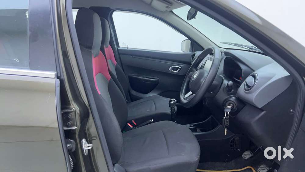 Renault Kwid 1.0 Rxt Sce Special (o), 2018, Petrol