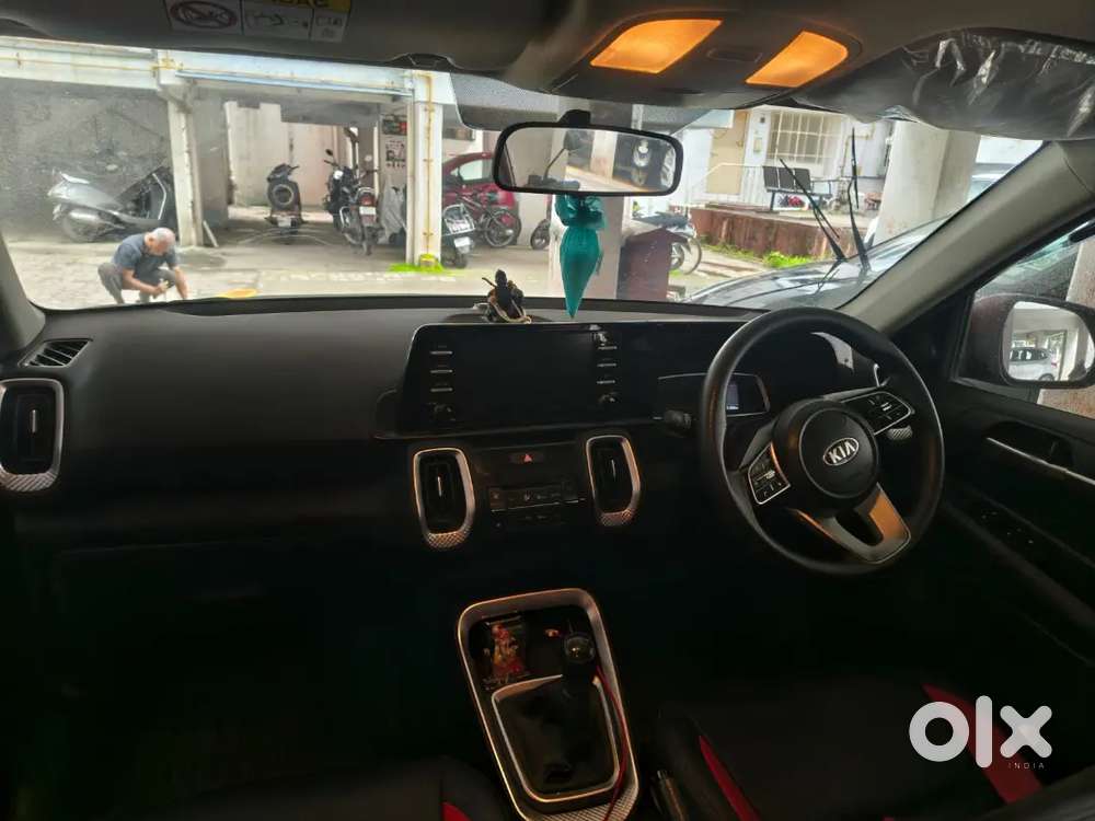 Kia Sonet 2020 Petrol 47000 Km
