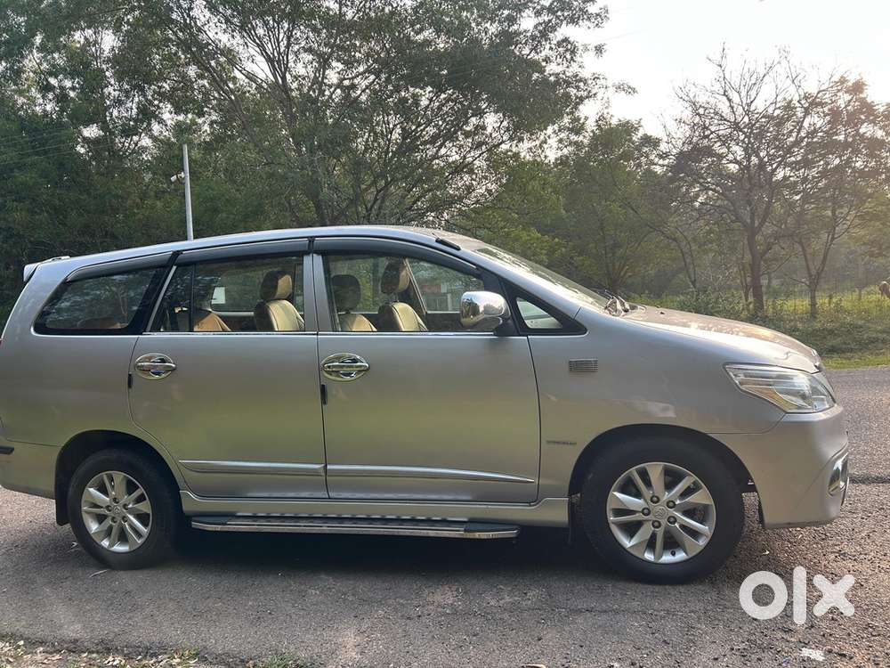 Toyota Innova 2015 Diesel Well Maintainedj