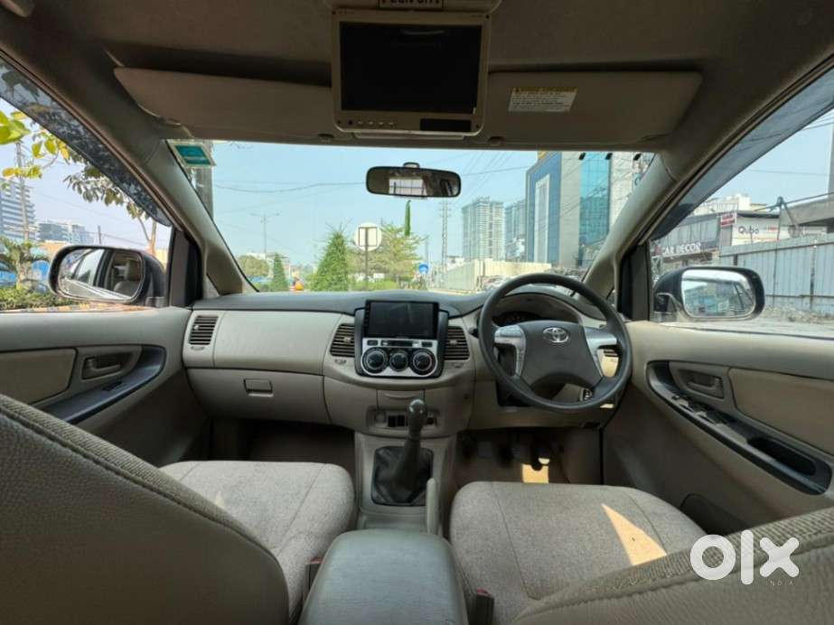 Toyota Innova 2.5 G (diesel) 8 Seater, 2013, Diesel
