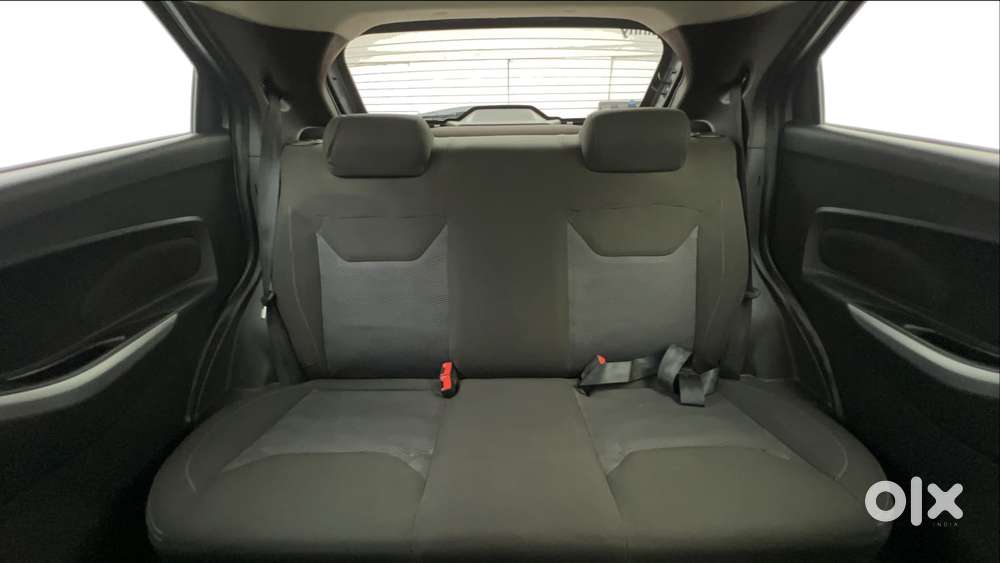 Ford Figo 1.5p Titanium At, 2015, Petrol