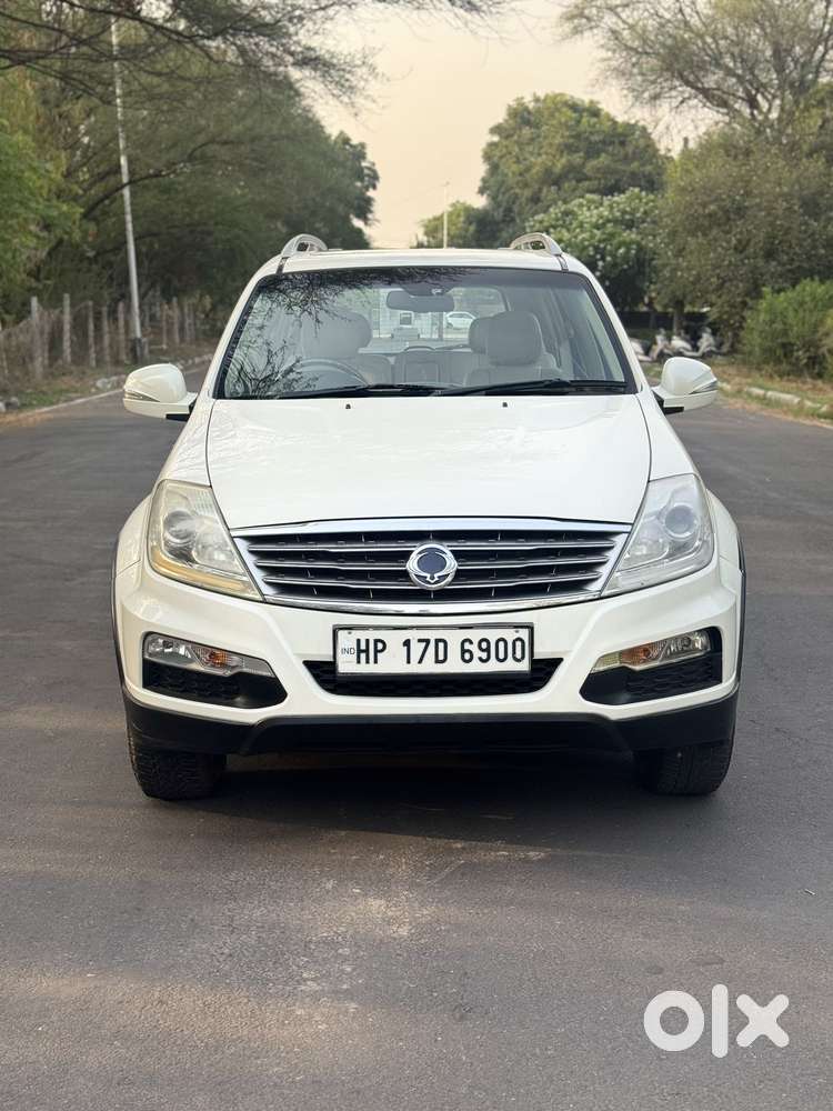 Mahindra Ssangyong Rexton Rx7, 2015, Diesel