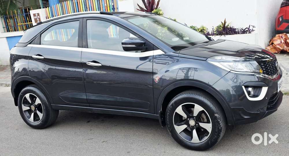 Tata Nexon Xz Plus (hs), 2018, Petrol
