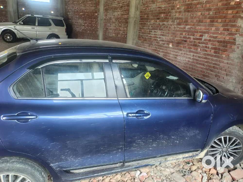 Maruti Suzuki Dzire 2017 Petrol 83000 Km Driven