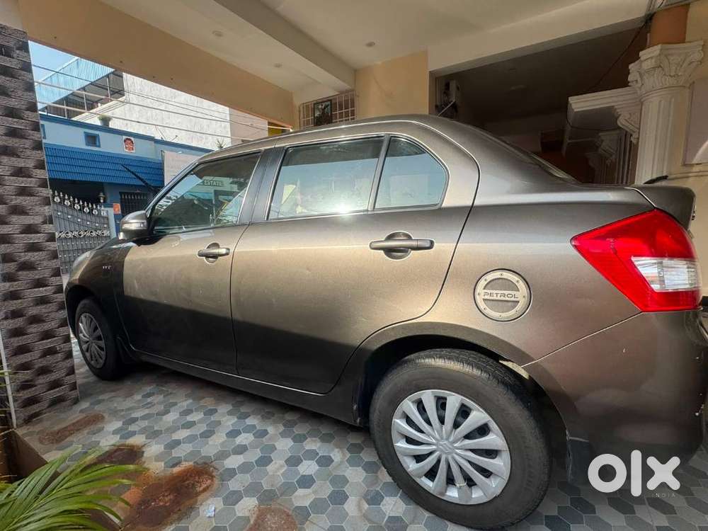 Maruti Suzuki Swift Dzire 2016 Petrol 72000 Km Driven