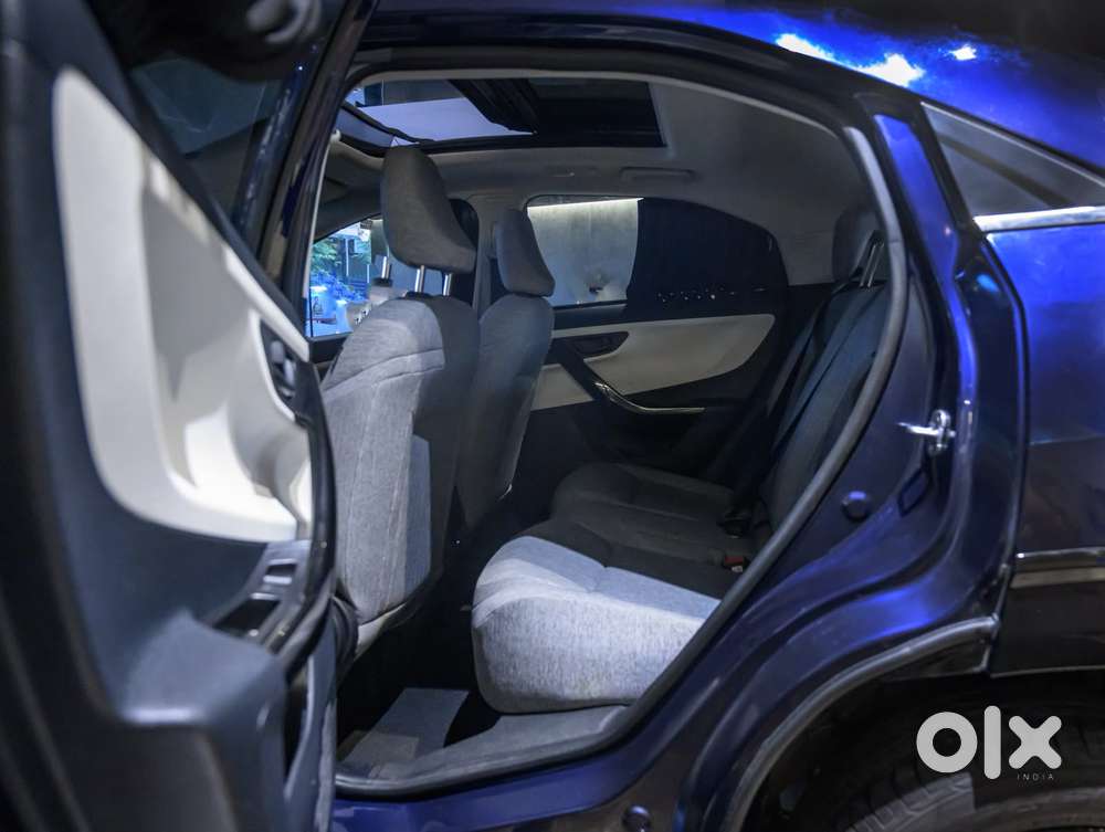 Tata Curvv Creative Plus S 1.2 Revotron Petrol 7dca, 2024, Petrol