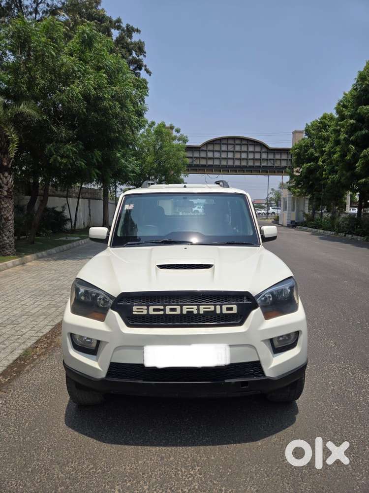Mahindra Scorpio S6 Plus, 2015, Diesel