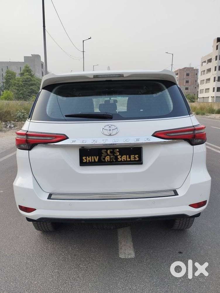 Toyota Fortuner 4x2 At 2.7 Petrol, 2025, Petrol