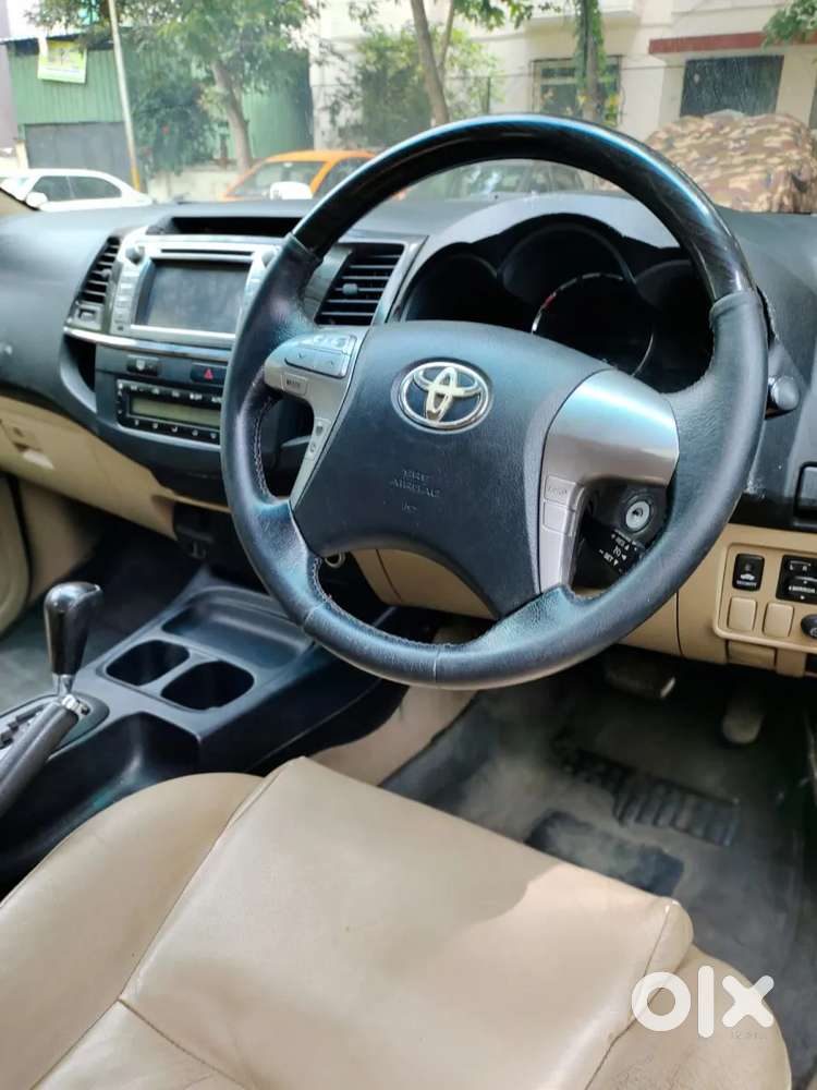 Toyota Fortuner 4x2 At, 2014, Diesel